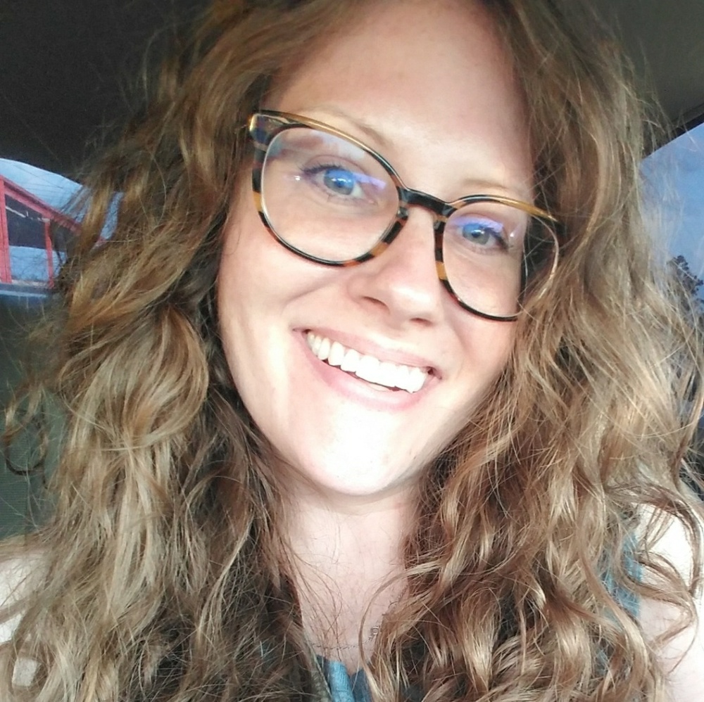 Meet your Posher, Elizabeth